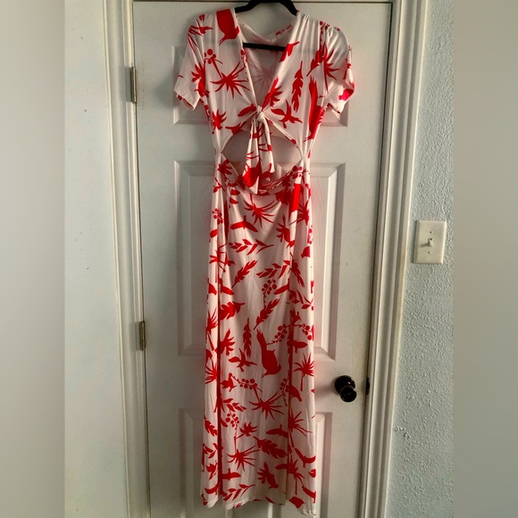 White and red long dress - Picture 1 of 4